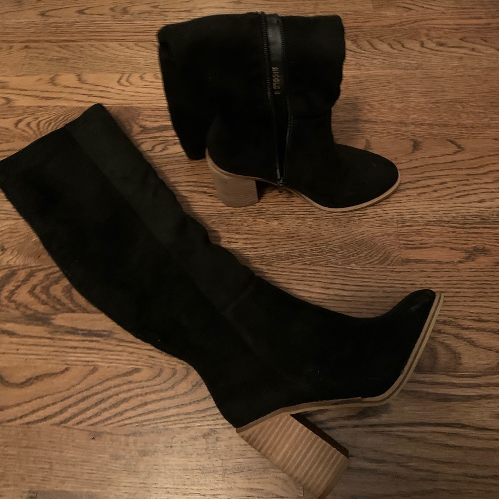 Black knee high boots